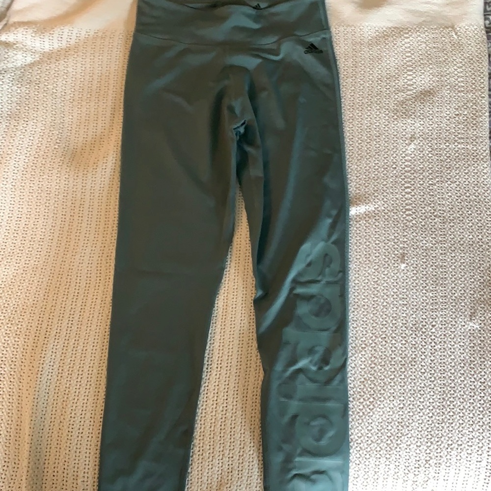 Adidas leggings